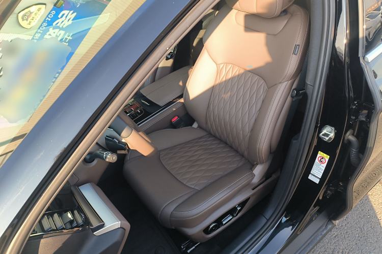 Used BYD Han 2025 DM-i Smart Drive 125KM Elite Model
