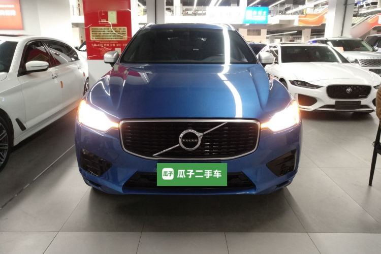 Used Volvo XC60 2019 T5 4x4 Smart & Dynamic Sport Edition China VI Standard
