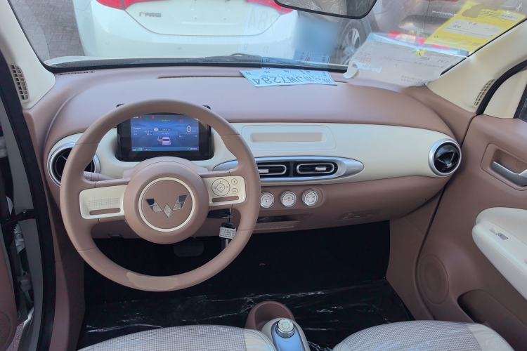 Used Wuling Hongguang MINIEV 2025 Four-Door Version Advanced Edition
