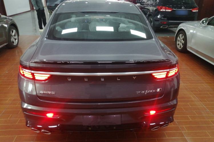 Used Geely Auto Preface 2025 Dongfang Yao 1.5TD Kunlun Edition
