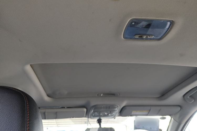 Used Haval H6 2016 Upgraded Model 1.5T Automatic Two-Wheel Drive Elite Version
