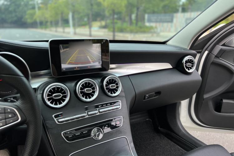 Used Mercedes-Benz C-Class 2021 C 200 L Fashion Edition Sport Version
