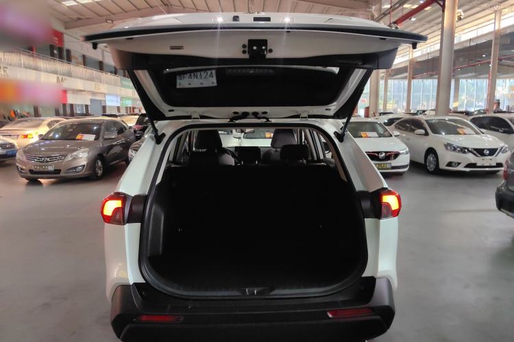 Used Toyota RAV4 2023 Dual-Motor 2.5L E-CVT Two-Wheel Drive Elite Edition