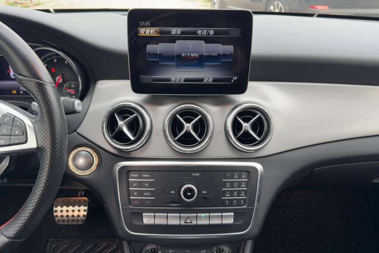 Used Mercedes-Benz CLA 2018 CLA 220 4MATIC
