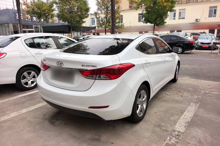 Used Hyundai Elantra 2012 1.6L Manual Fashion Edition
