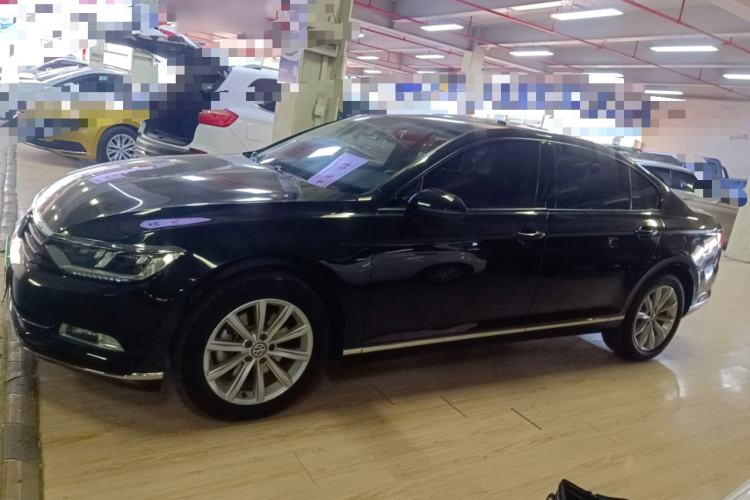 Used Volkswagen Magotan 2019 330TSI DSG Leading Model China VI Standard
