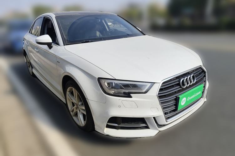 Used Audi A3 2019 Limousine 35 TFSI Fashion Edition China V standard
