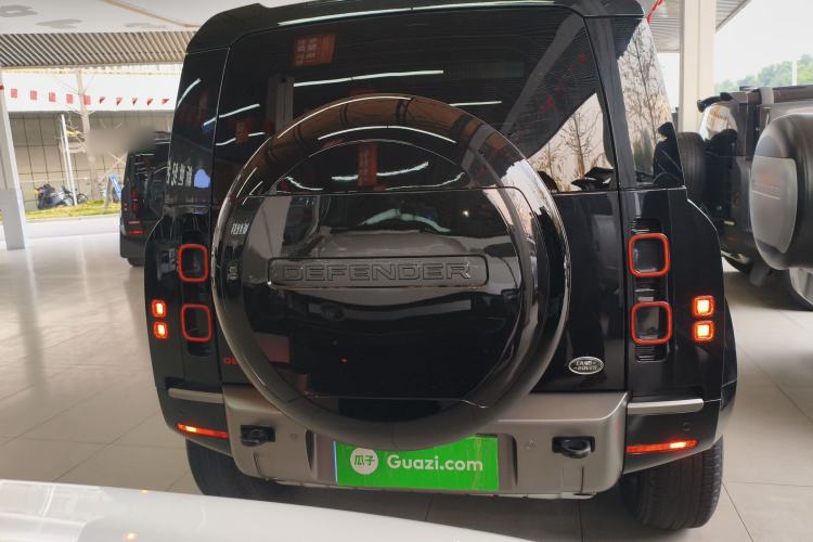 Used Land Rover Defender 2024 110 3.0T P400 X-DYNAMIC HSE
