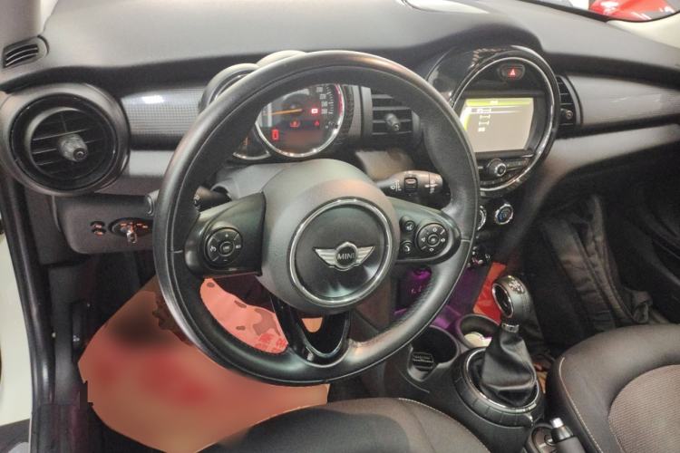 Used  MINI 2014 1.5T COOPER Fun
