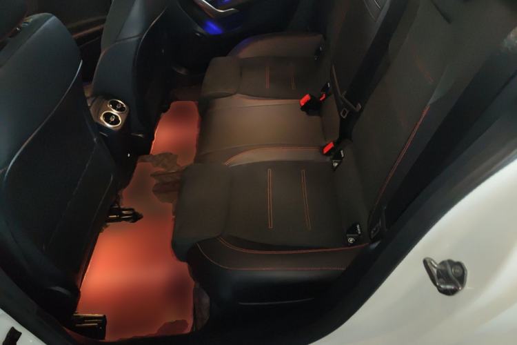 Used Mercedes-Benz A-Class 2022 Revised Version A 200 L Sport Sedan Fashionable Style
