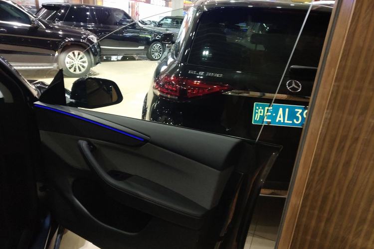 Used Tesla Model Y 2025 Rear-Wheel Drive First Edition
