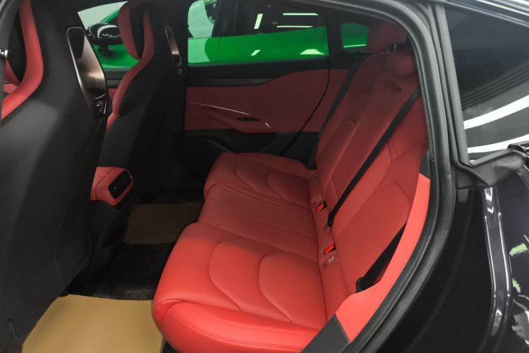 Used  SU7 2024 Rear-Drive Ultra-Long Range Advanced Pro-Level Intelligent Driving Version