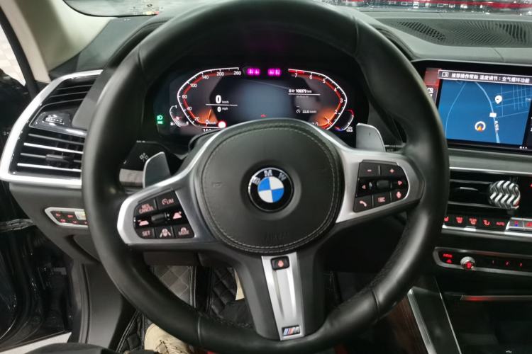 Used BMW X5 2019 xDrive40i Luxury Model with M Sport Package
