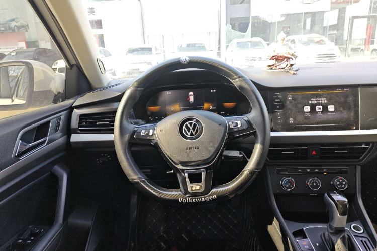 Used Volkswagen Lavida 2021 1.5L Automatic Vision Edition
