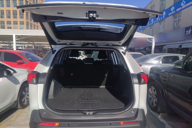 Used Toyota RAV4 2023 2.0L CVT Two-Wheel Drive Urban Edition
