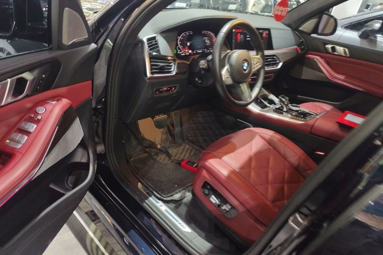 Used BMW X5 2022 Restyled xDrive 40Li M Sport Package
