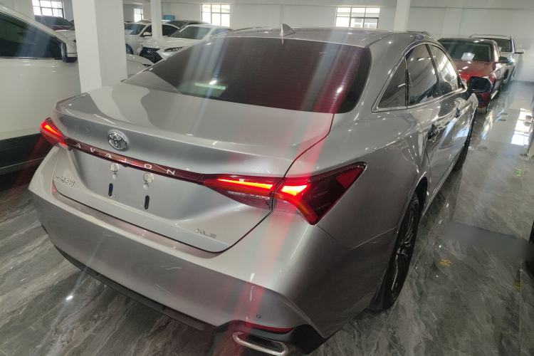 Used Toyota Avalon 2022 2.0L XLE Premium Edition
