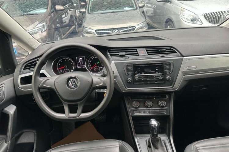 Used Volkswagen Touran 2018 Volkswagen Touran L 280TSI DSG Style Edition 7 Seats China V Emission Standard
