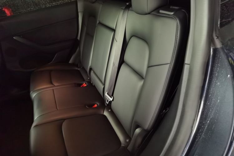 Used Tesla Model Y 2024 Rear-Wheel-Drive Version