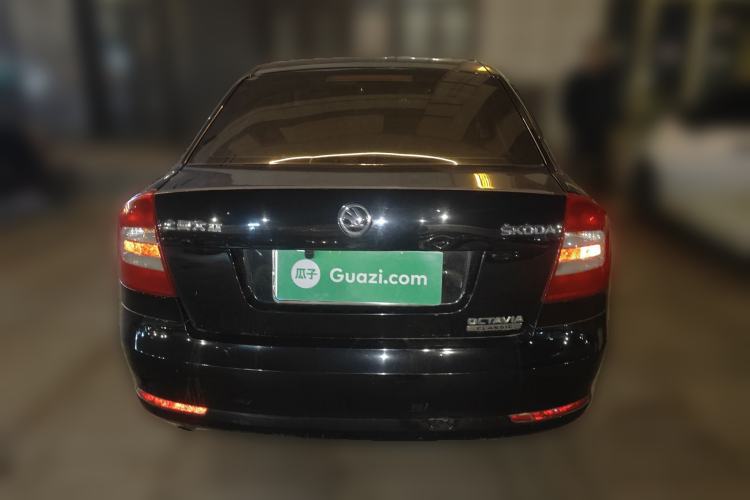 Used Skoda Octavia 2015 Classic Model 1.6L Manual Eado Version