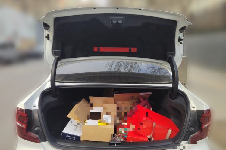 Used Volvo S60 2026 Model B4 Zhiyi Luxury Edition
