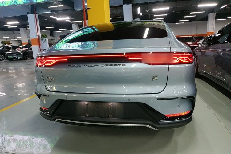 Used BYD Han 2023 EV Champion Edition 605KM Front-Drive Premium Model
