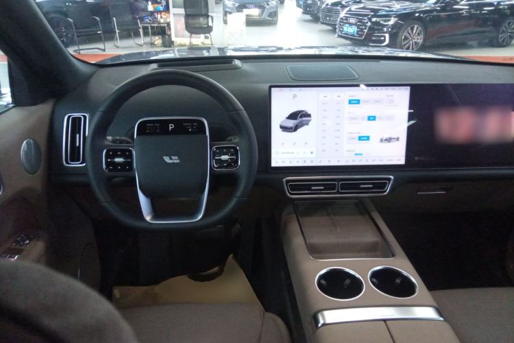 Used Li Auto L8 2025 Pro Smart Refresh Edition
