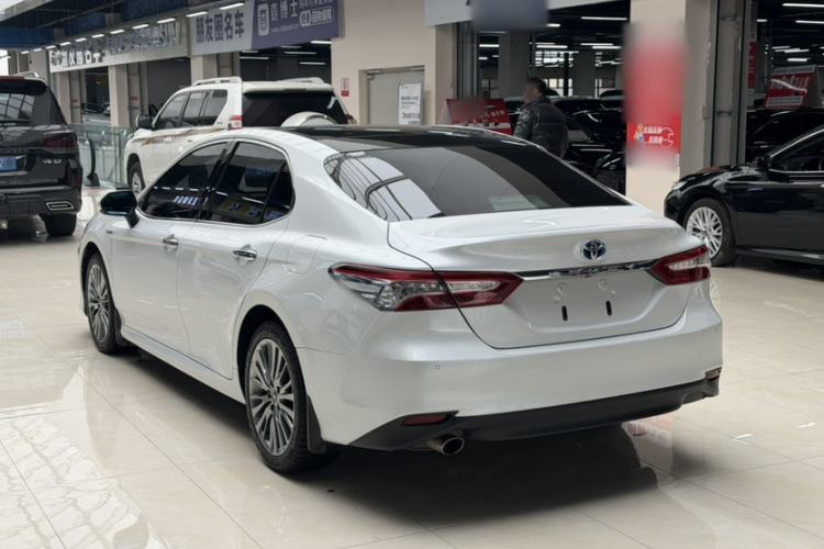 Used Toyota Camry 2019 Dual-Engine 2.5 HG Luxury Edition China V Standard
