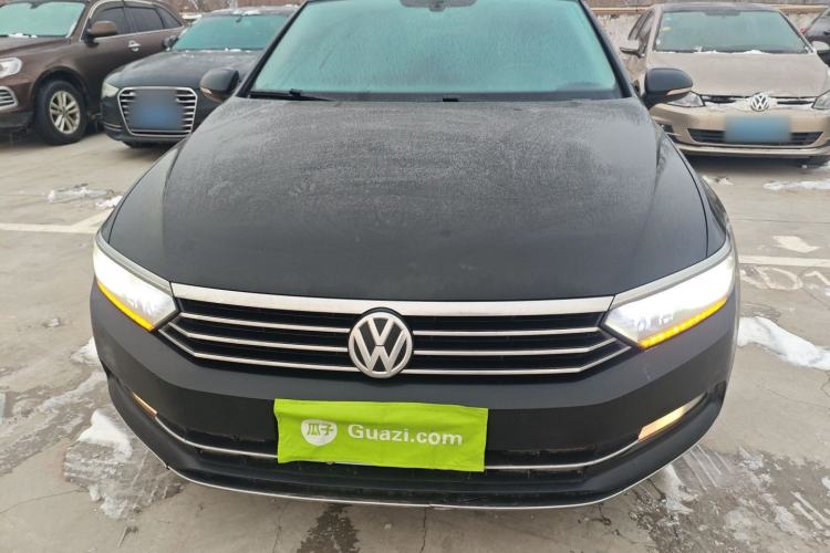 Used Volkswagen Magotan 2017 330TSI DSG Luxury Model
