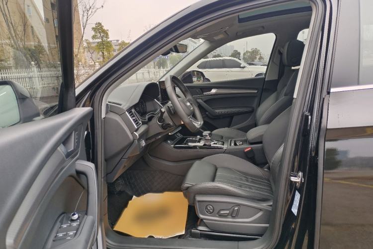 Used Audi Q5L 2022 Updated 40T Luxury Dynamic Edition
