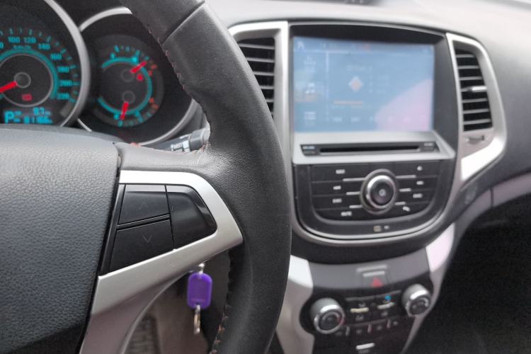 Used Changan Eado 2013 1.6L Automatic Junku Model China IV Standard
