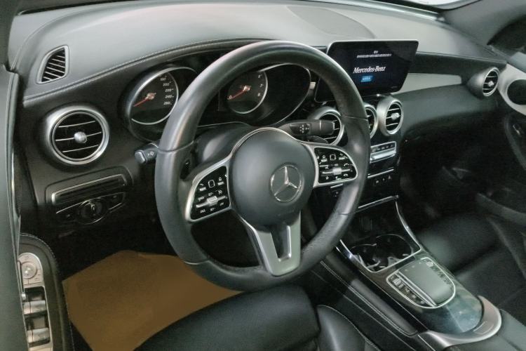 Used Mercedes-Benz GLC 2020 GLC 260 L 4MATIC Dynamic Model
