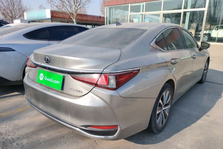 Used Lexus ES 2020 200 Excellence Edition
