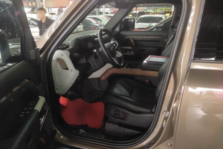 Used Land Rover Defender 2023 Facelift 110 3.0T P400 X-DYNAMIC HSE
