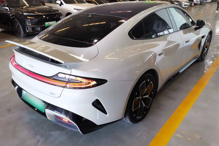 Used  SU7 2024 Rear-Drive Ultra-Long Range Advanced Pro-Level Intelligent Driving Version
