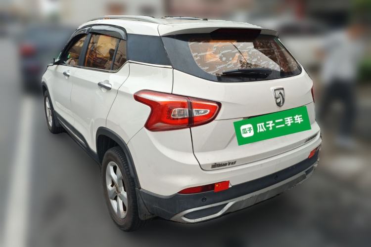 Used Baojun 510 2017 1.5L Manual Fashion Model