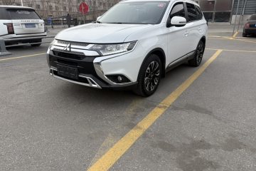 Used Mitsubishi Outlander 2019 2.0L Two-Wheel Drive Comfort Edition 5 Seats China VI Standard