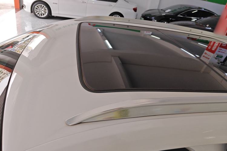 Used Cadillac XT4 2020 28T Two-Wheel-Drive Leading Version