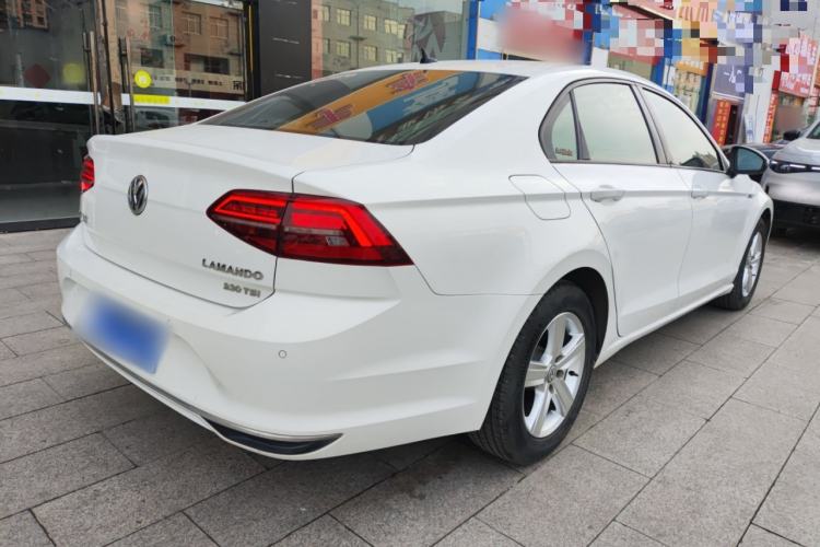 Used Volkswagen Lamando 2019 230TSI DSG Fashion Edition China VI
