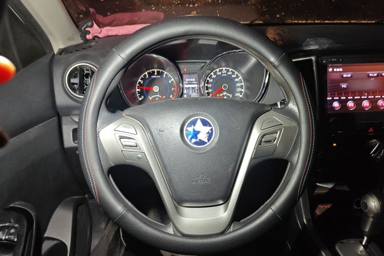 Used Venucia T70 2016 2.0L CVT Smart Choice Edition