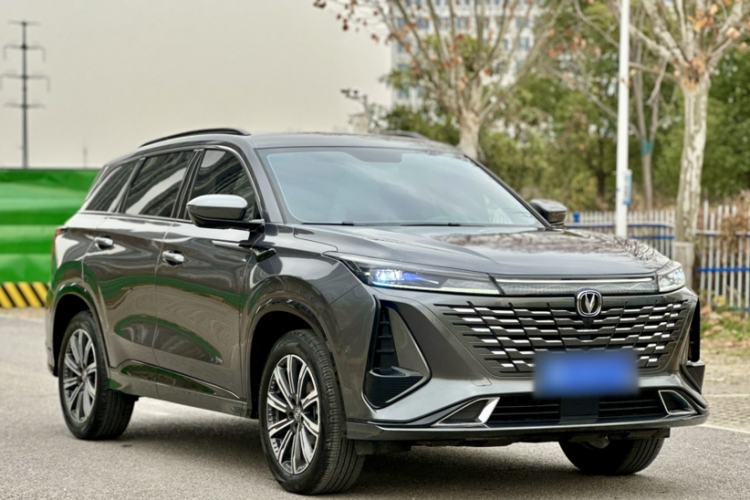 Used Changan CS75 PLUS 2023 3rd Generation 1.5T Automatic Prestige Model
