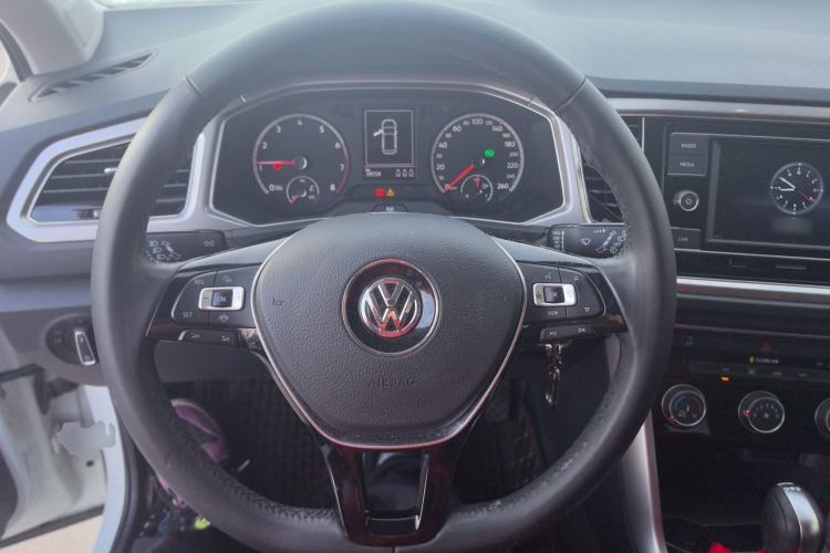 Used Volkswagen T-ROC 2020 230TSI DSG Two-Wheel Drive Advanced Version
