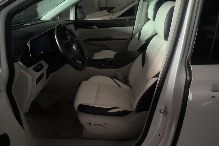 Used Buick GL8 2020 ES Land Cruiser 653T Comfort Edition
