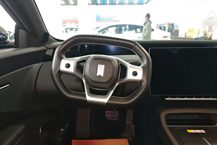 Used  12 2025 Ultra Extended-Range Edition