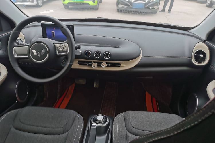 Used Wuling Bingo 2023 203km Light Edition