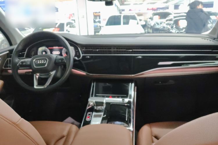 Used Audi Q7 2023 55 TFSI quattro S line Sport Edition
