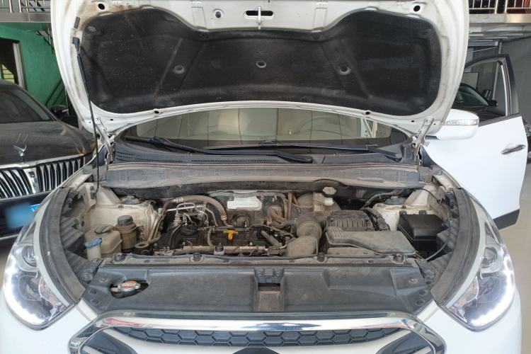 Used Hyundai ix35 2015 2.0L Automatic 2WD Smart Version China V Standard
