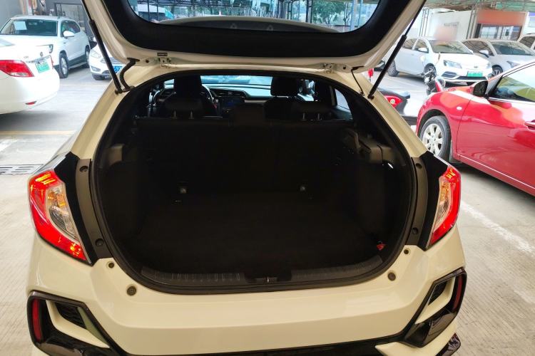 Used Honda Civic 2021 HATCHBACK 220TURBO CVT New Trendsetter
