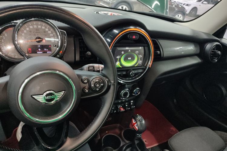 Used  MINI 2016 1.5T COOPER
