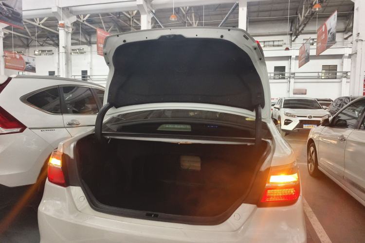 Used Toyota Camry 2016 2.0E 10th Anniversary Elite Edition